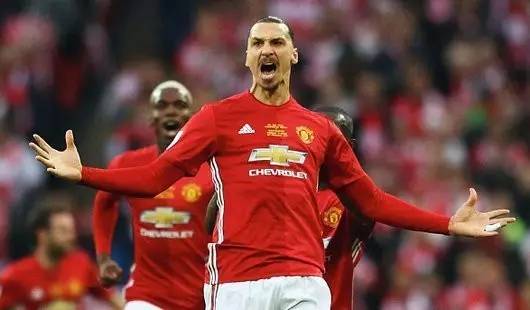 尤其是在主 尤其是在主